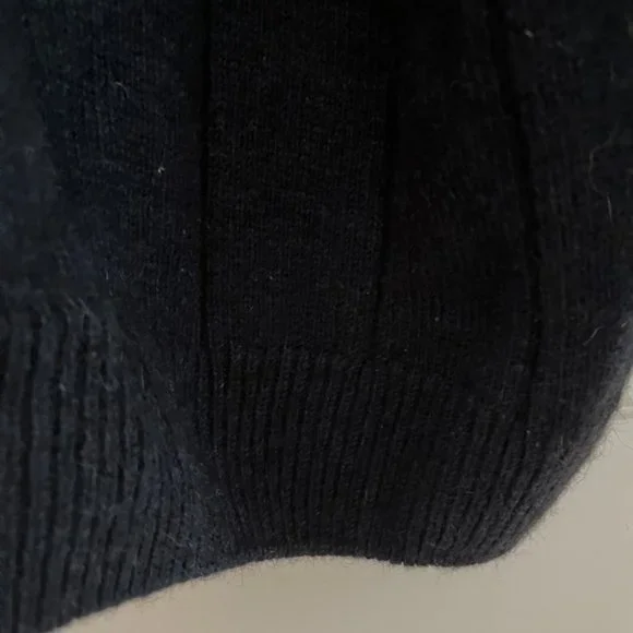 New Zealand Wool Crewneck Sweater - L - Picture 7 of 8